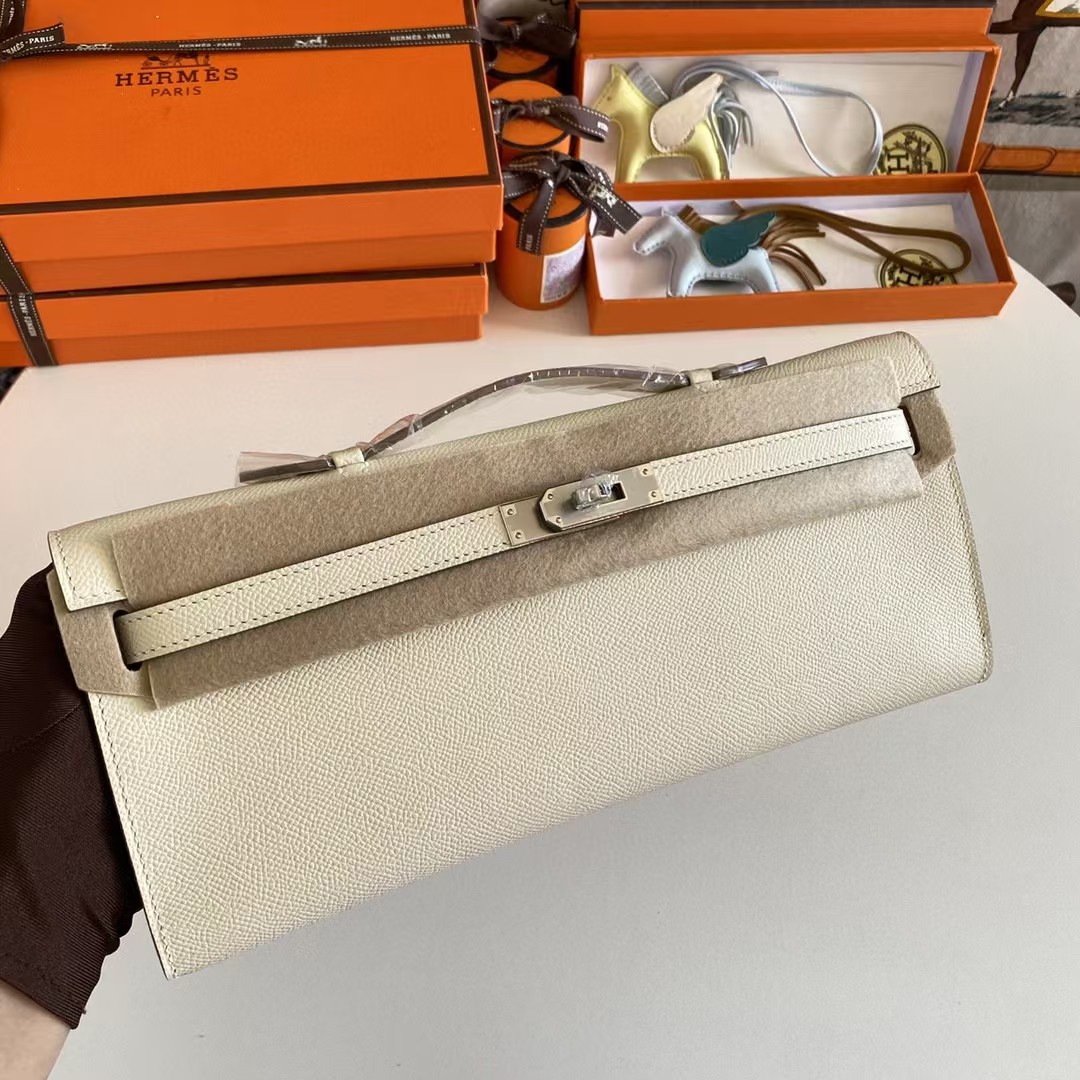 Hermes Women’s Genuine Leather Top Handle Lock Closure Clutch Bag   31cm - FashionPlug