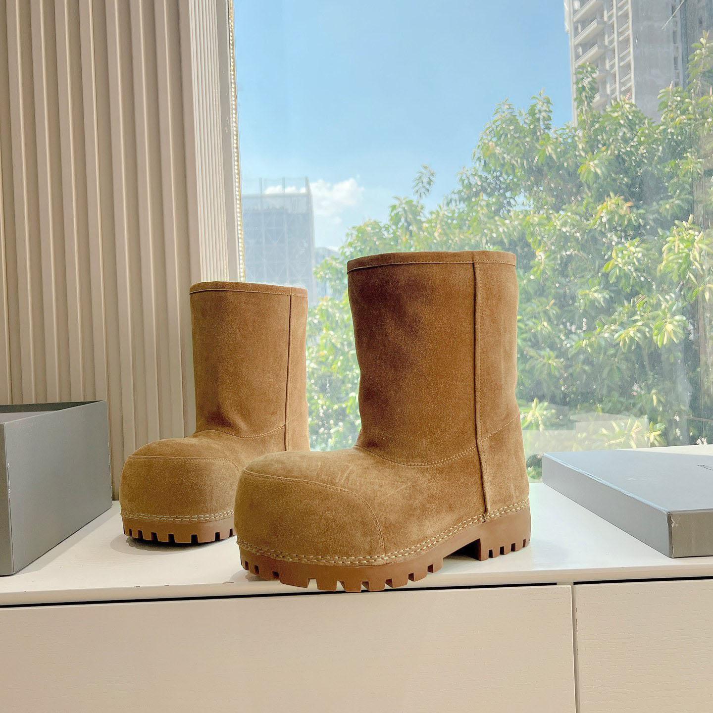 Balenciaga Boot - FashionPlug