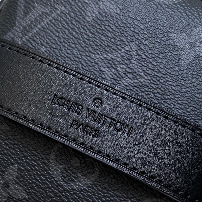 Louis Vuitton Toiletry Bag  M11510 - FashionPlug