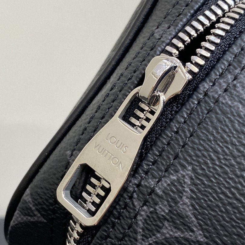 Louis Vuitton Toiletry Bag  M11510 - FashionPlug