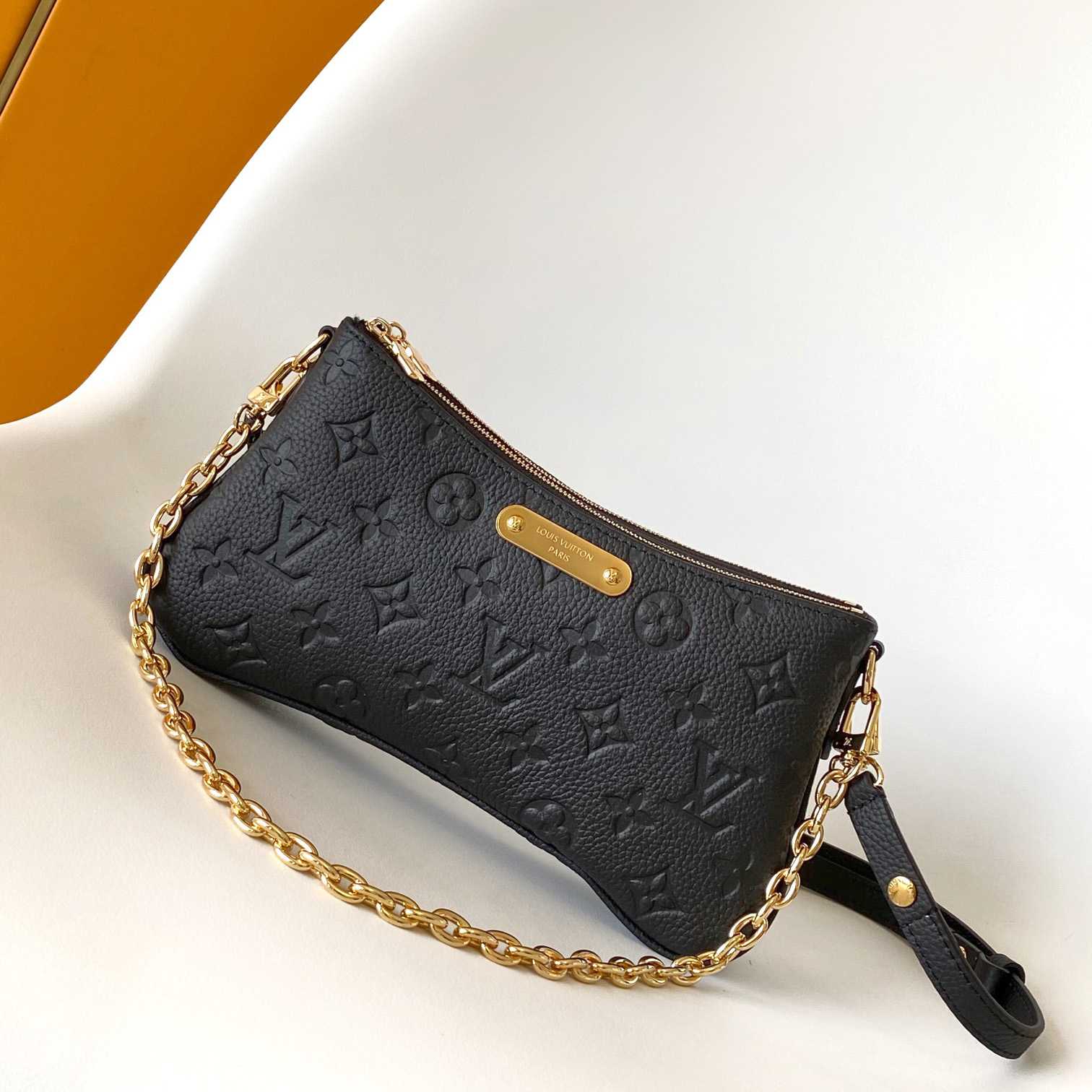 Louis Vuitton Liv Pochette  M83301 - FashionPlug
