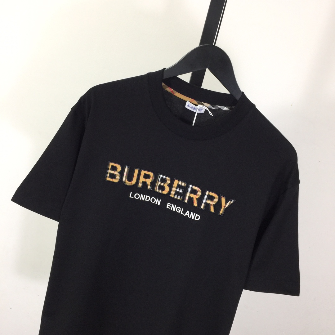 Burberry Cotton T-shirt - FashionPlug