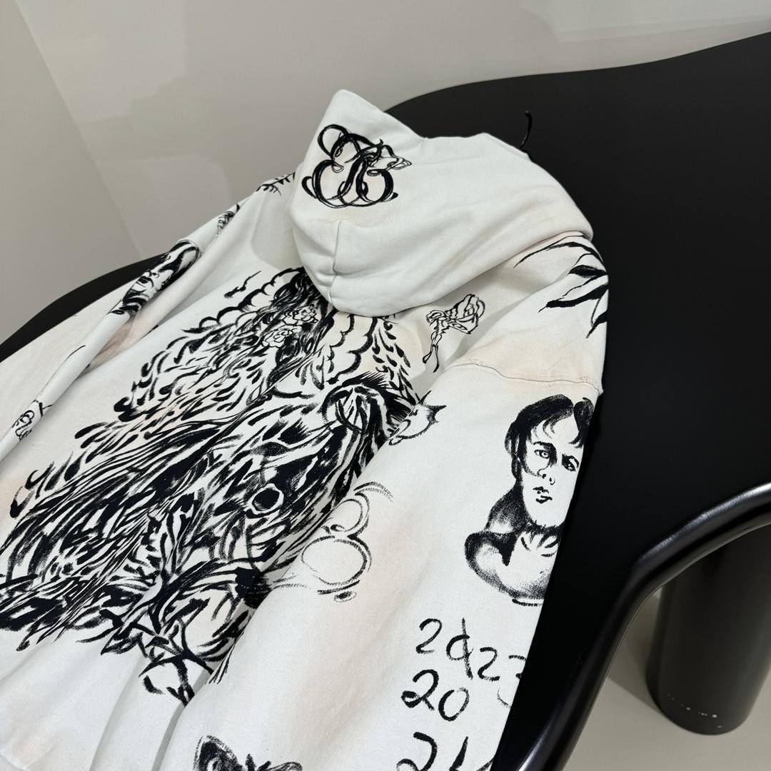Balenciaga Medium Fit Zip-Up Hoodie - FashionPlug