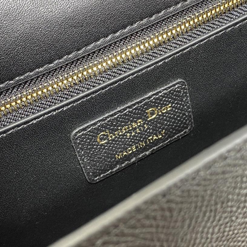 Dior Montaigne Bag With Chain  (25*7*15cm) - FashionPlug