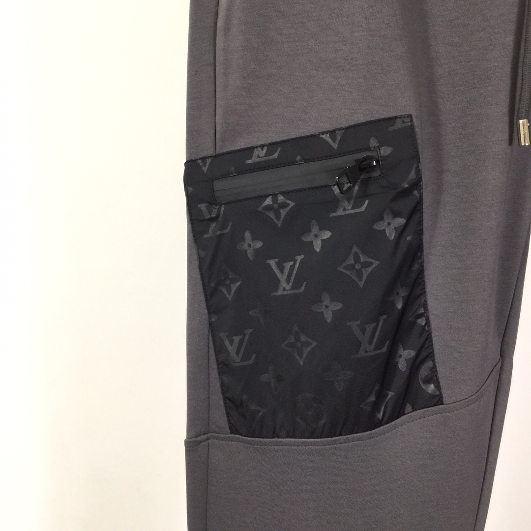 Louis Vuitton Cotton Pants - FashionPlug