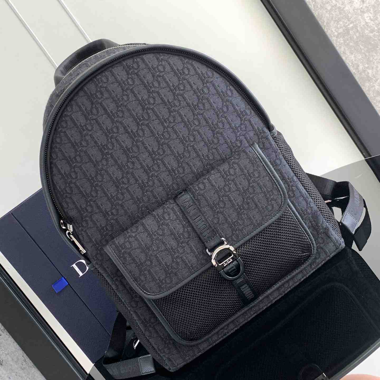 Dior 8 Backpack  - FashionPlug