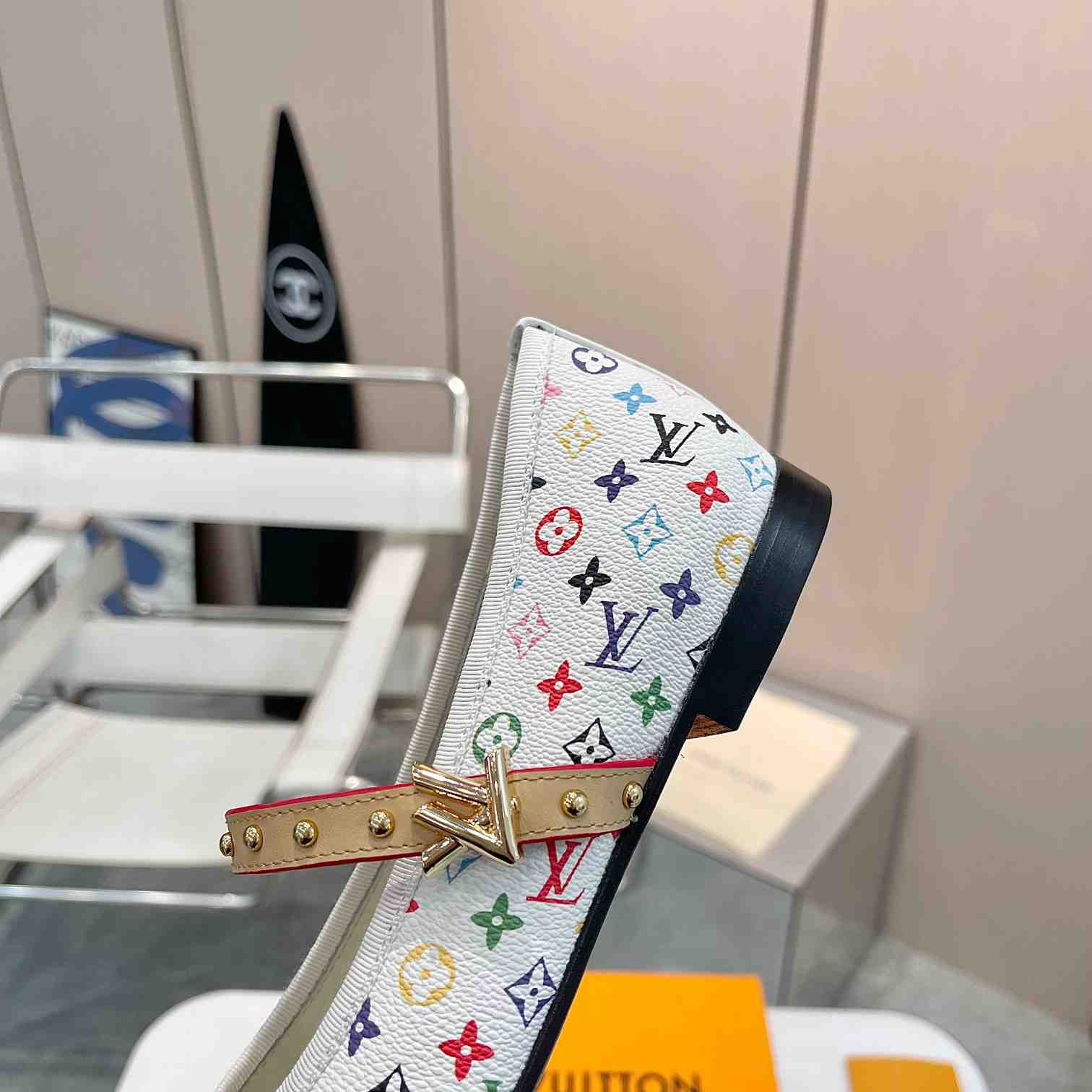 Louis Vuitton LV x TM Romy Flat Ballerina  1AGVFK - FashionPlug