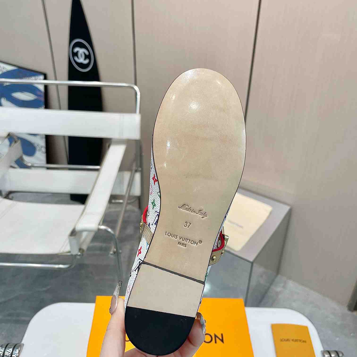 Louis Vuitton LV x TM Romy Flat Ballerina  1AGVFK - FashionPlug