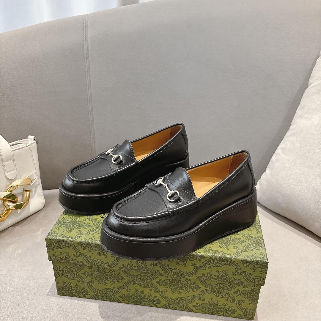 Gucci Women's Horsebit Wedge Loafer - FashionPlug