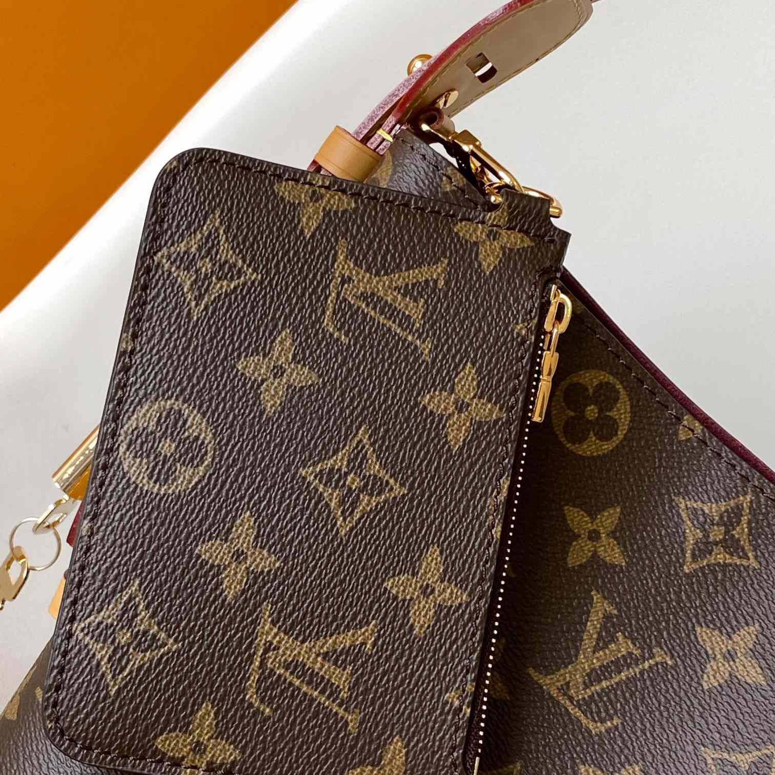 Louis Vuitton All In BB   M12925 - FashionPlug
