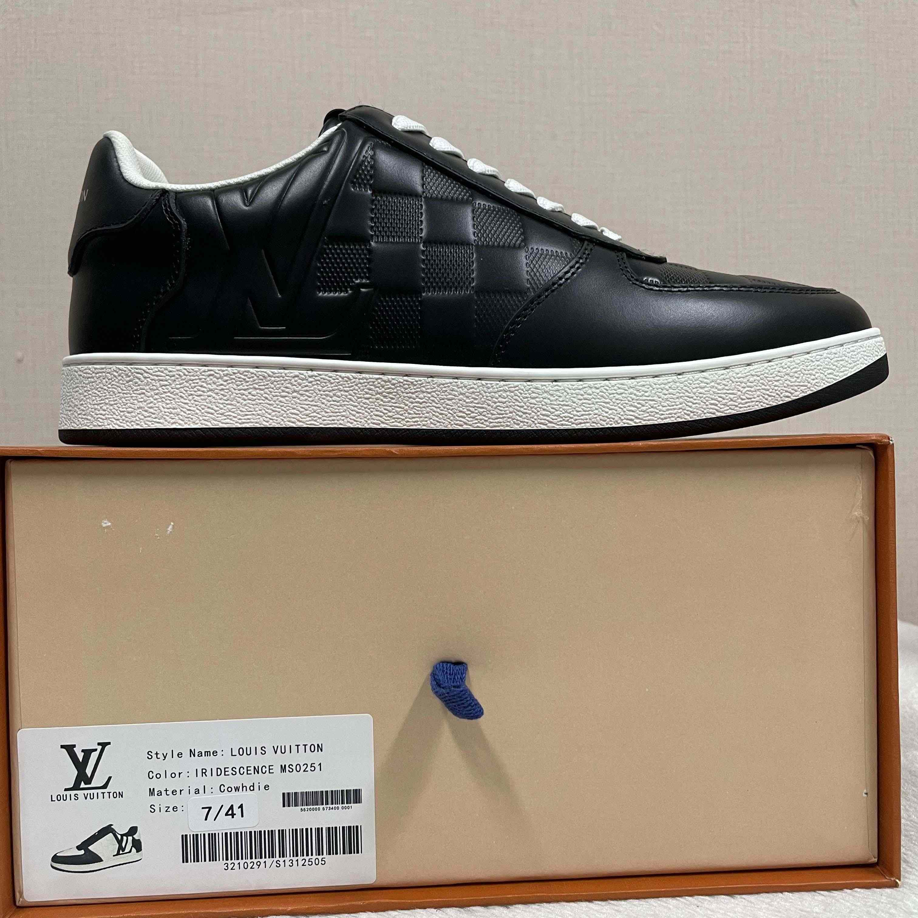 Louis Vuitton Rivoli Sneaker  1ACVIB - FashionPlug