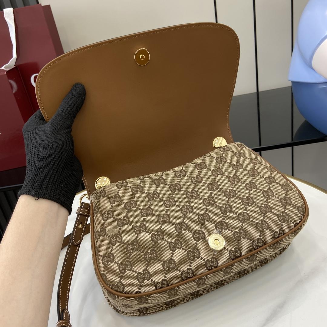 Gucci Blondie Small Top Handle Bag - FashionPlug