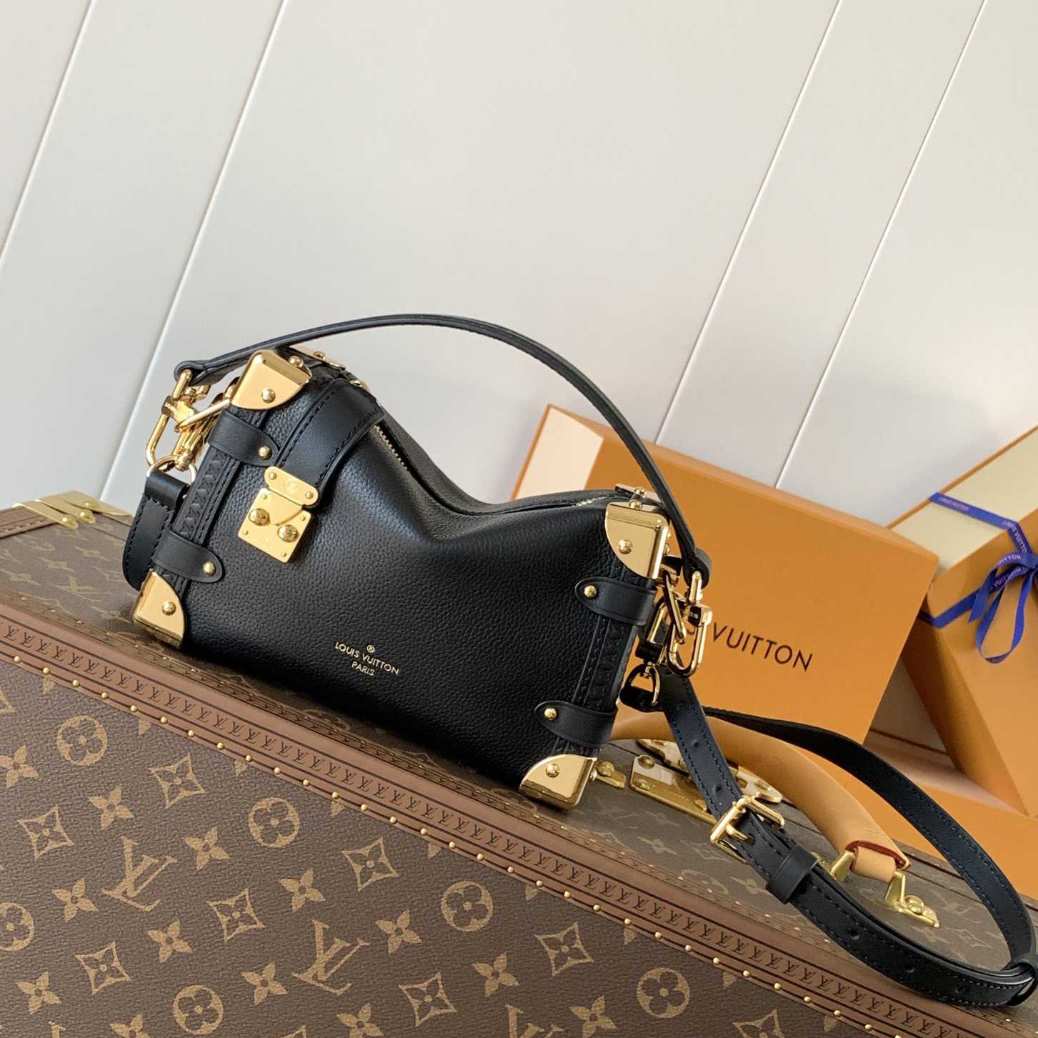 Louis Vuitton Side Trunk MM   M25160 （18 x 12 x 8cm） - FashionPlug