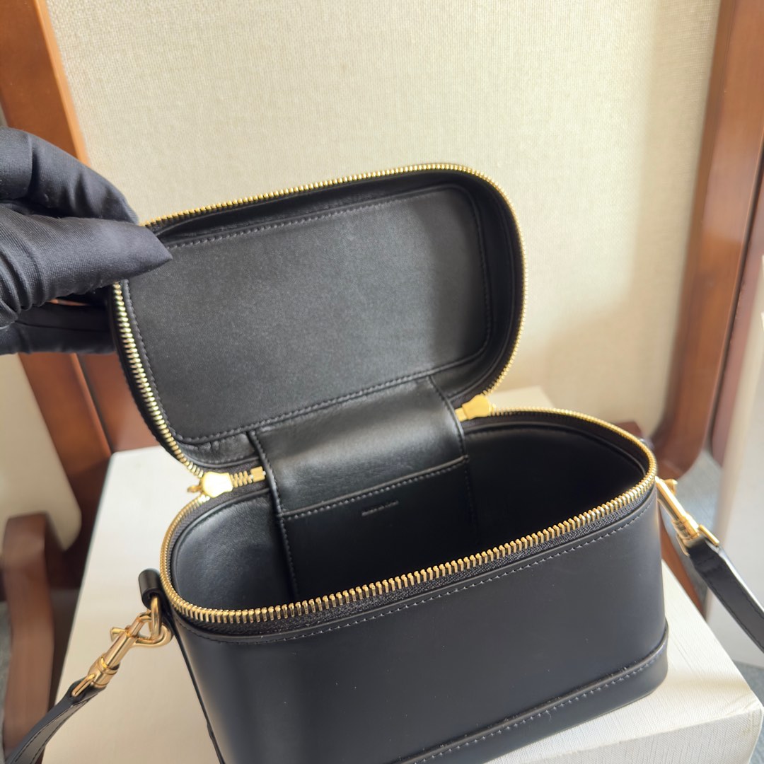 Celine Vanity In Shiny Calfskin - FashionPlug