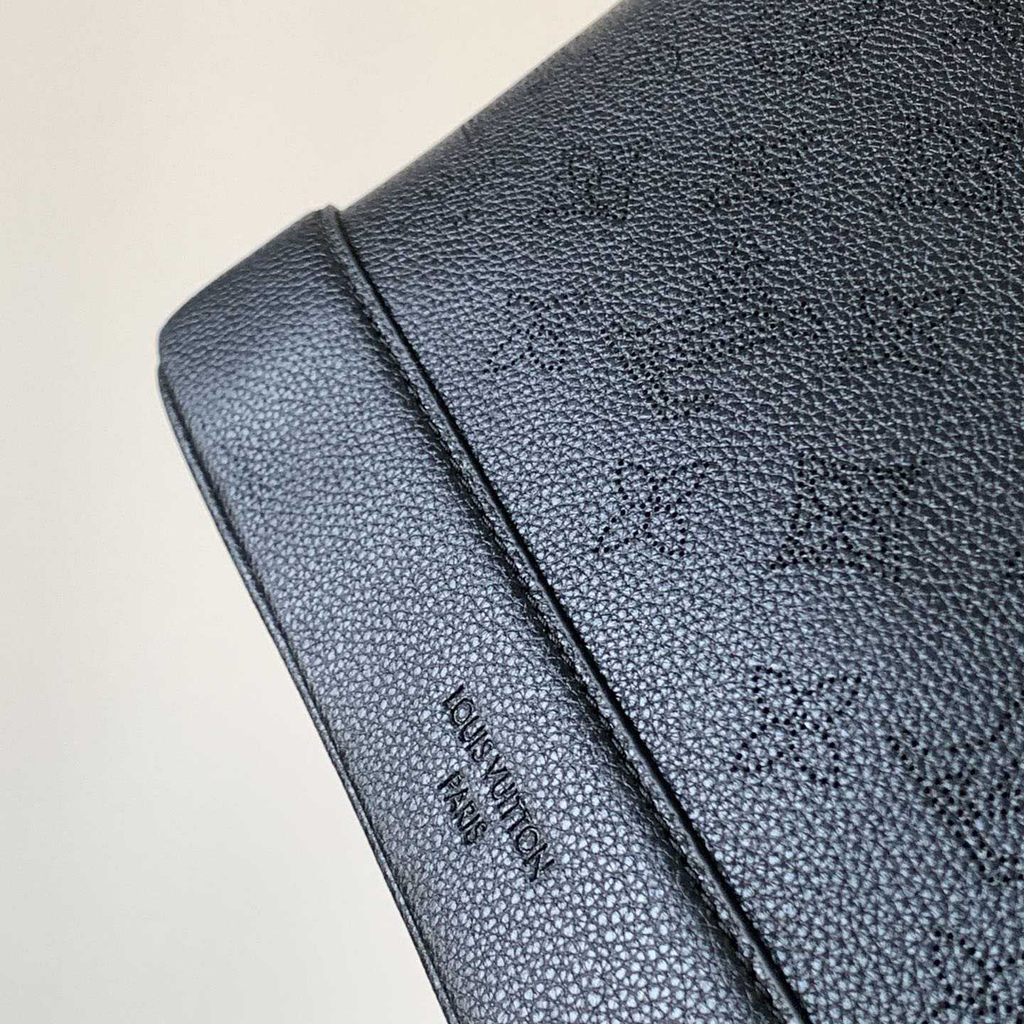 Louis Vuitton Flore  M12139 - FashionPlug