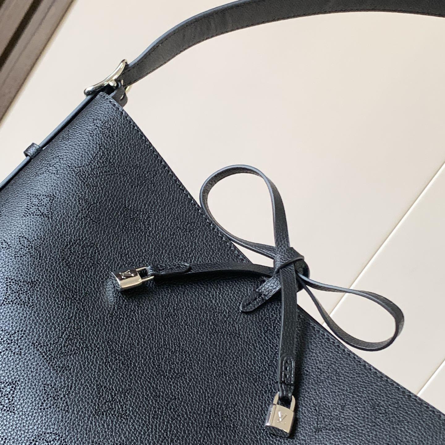 Louis Vuitton Flore  M12139 - FashionPlug