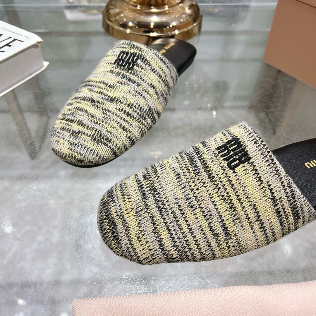Miu Miu Wool slippers - FashionPlug