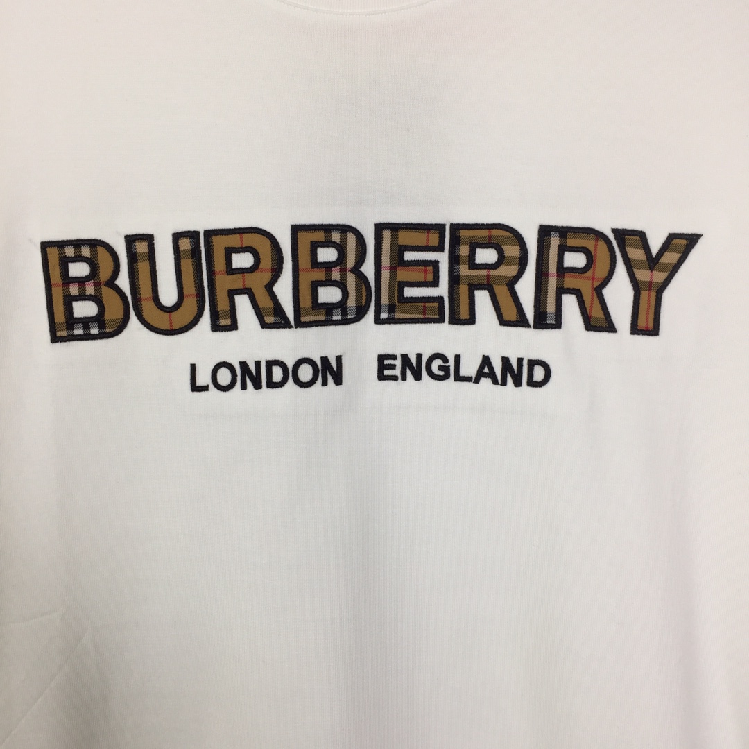 Burberry Cotton T-shirt - FashionPlug