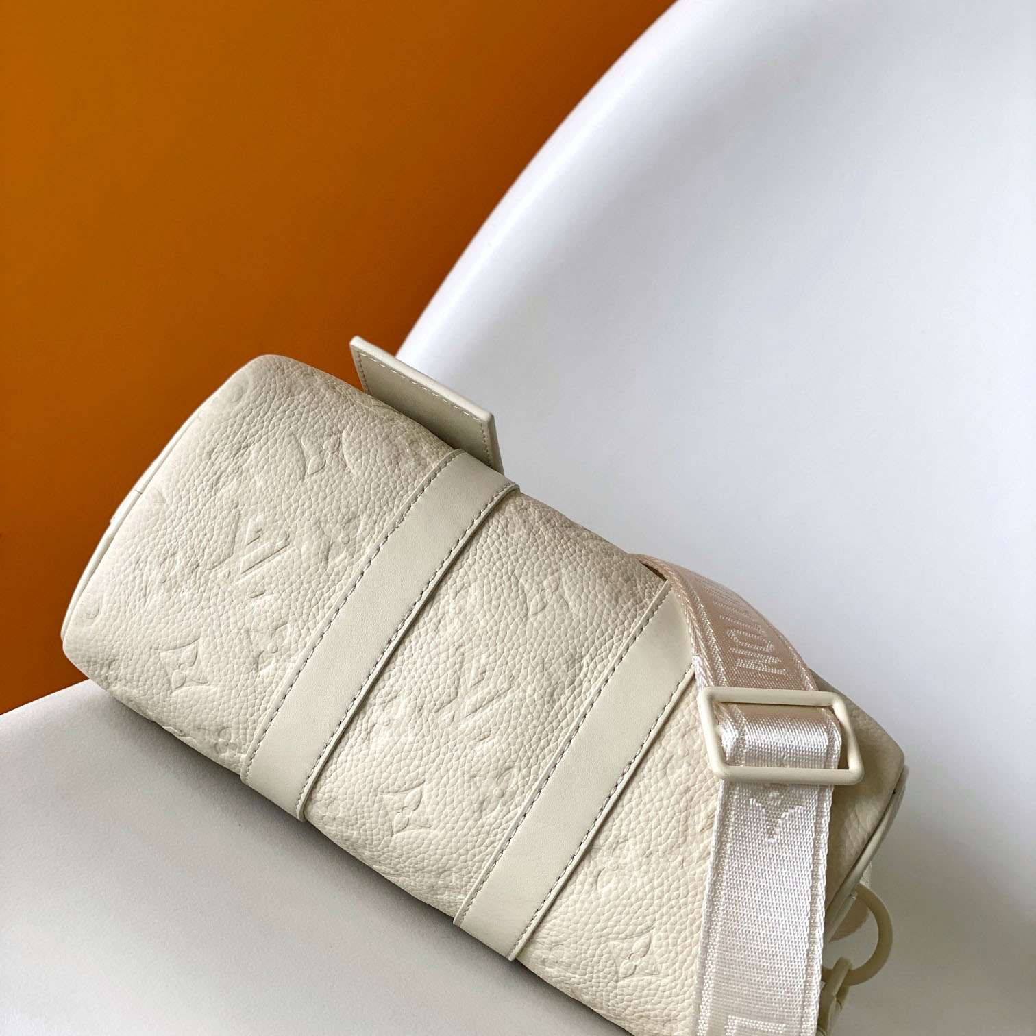 Louis Vuitton Keepall Bandoulière 25  M24434 - FashionPlug