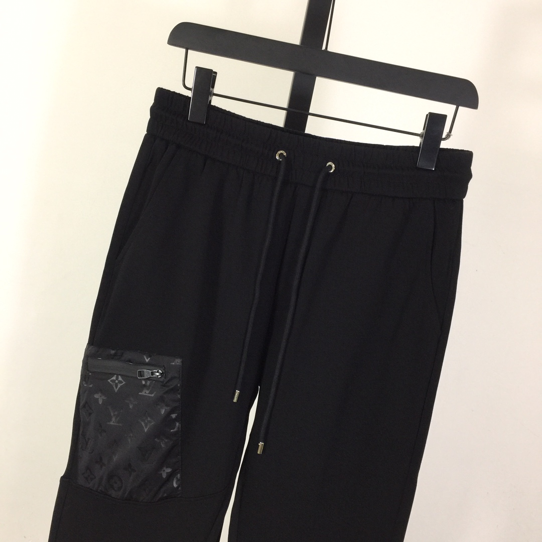 Louis Vuitton Cotton Pants - FashionPlug