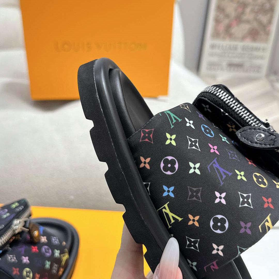 Louis Vuitton LV x TM Pool Pillow Flat Comfort Mule   1AGVRF - FashionPlug