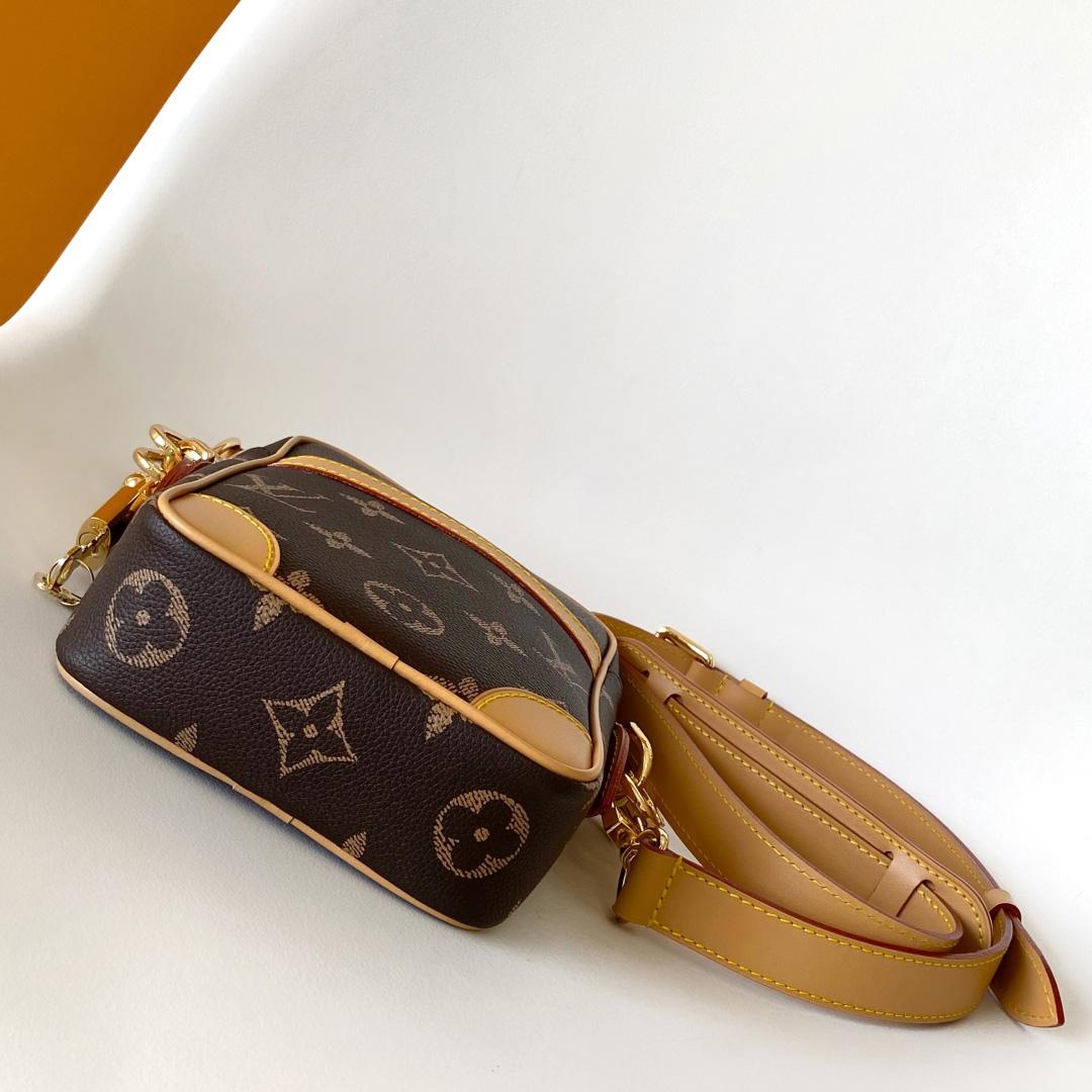 Louis Vuitton Danube   M14106 - FashionPlug