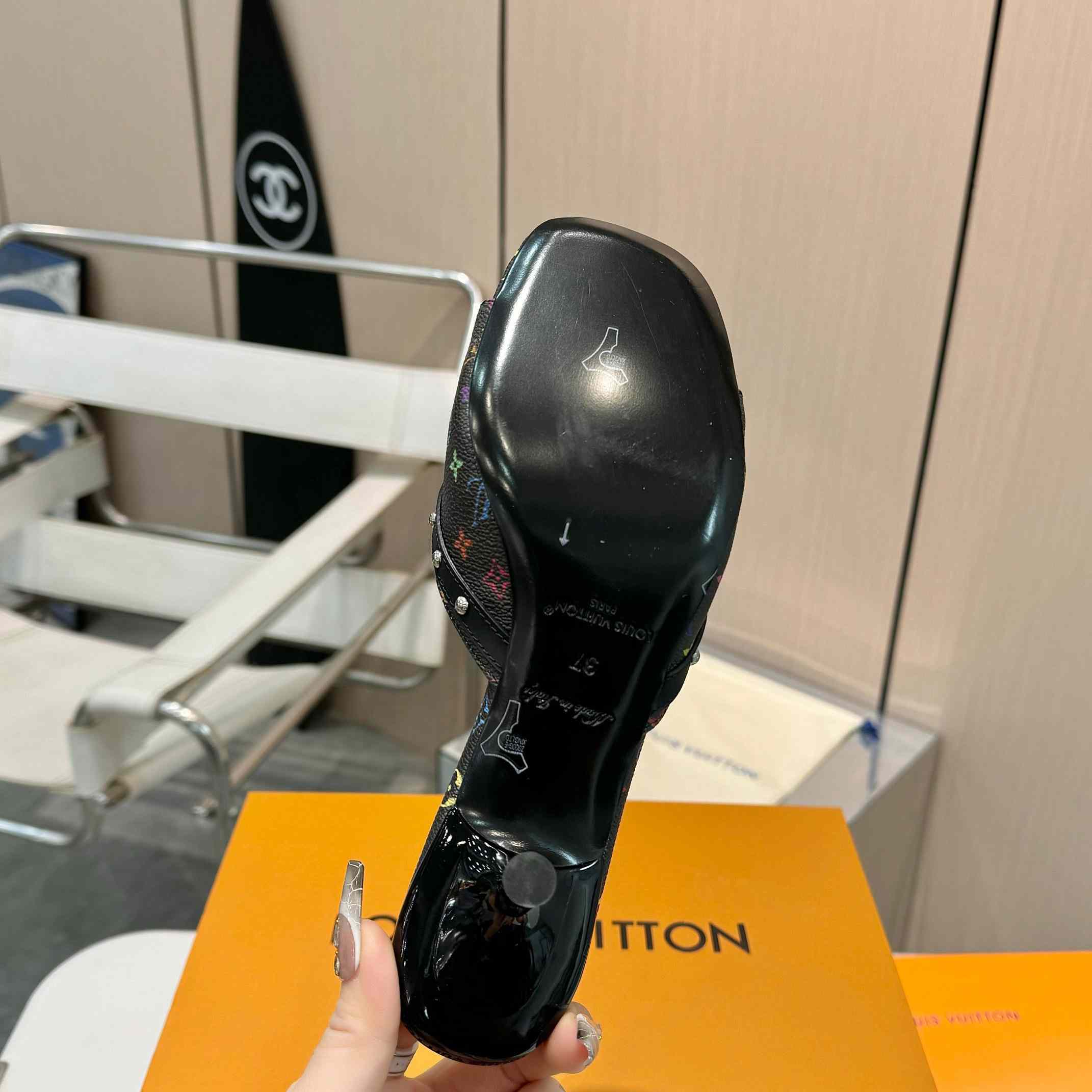 Louis Vuitton LV x TM 6AM Mule    - FashionPlug