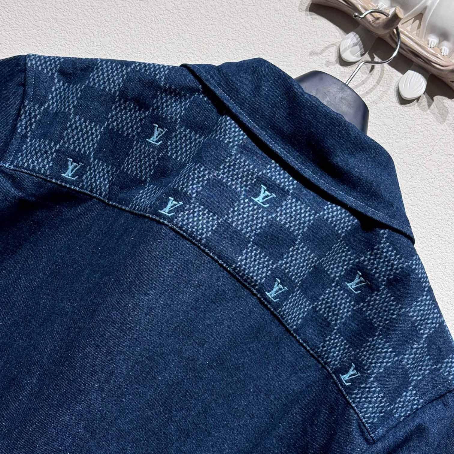 Louis Vuitton Printed Short-Sleeved Denim Shirt   1AFVQL - FashionPlug