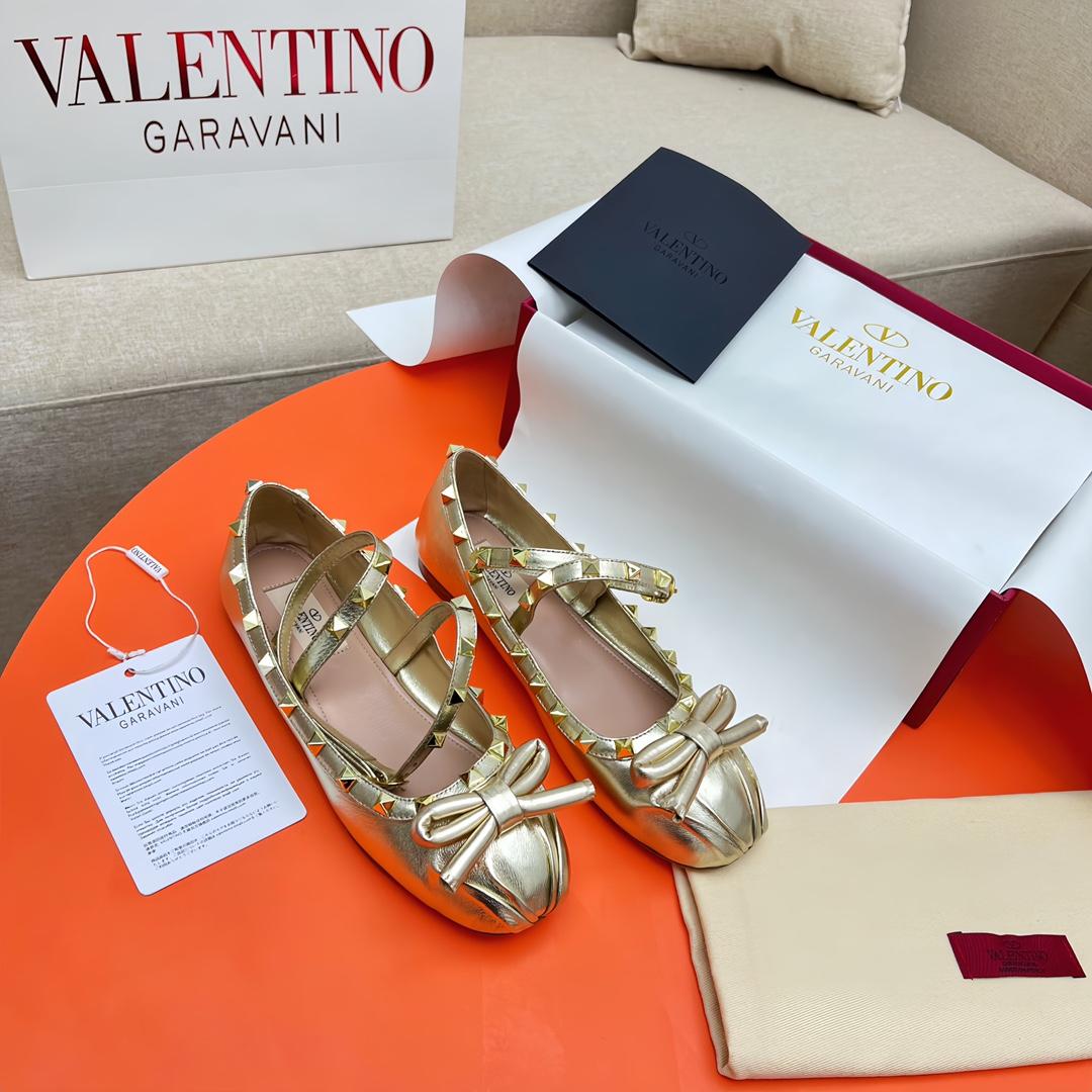 Valenti Rockstud Laminated Nappa Leather Ballerina - FashionPlug