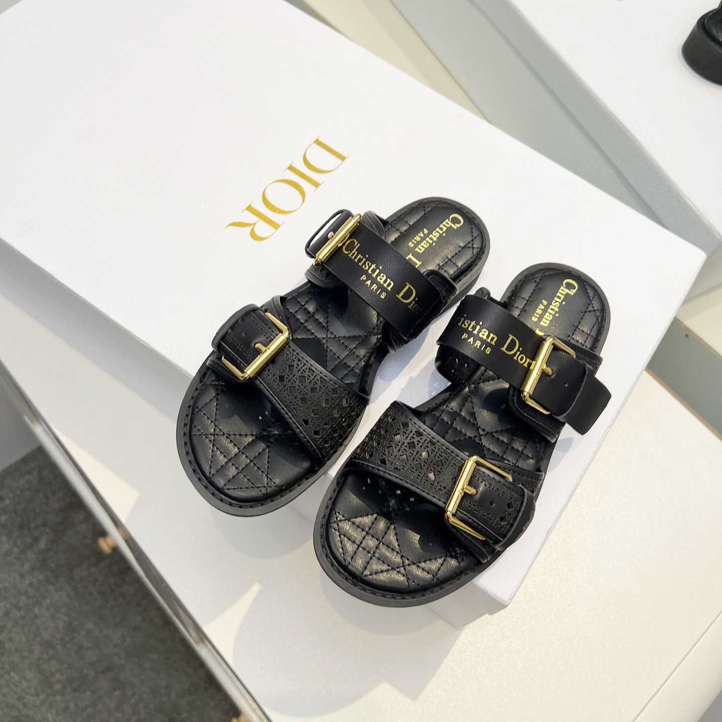 Dior D-Avenue Slide  - FashionPlug