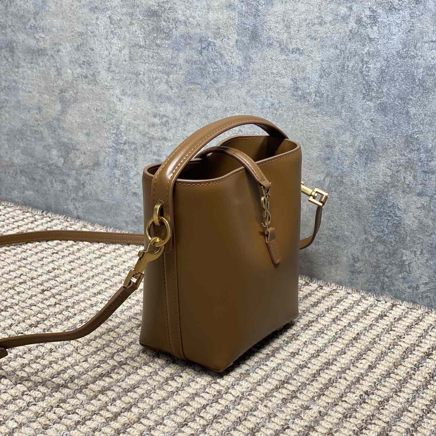 Saint Laurent Le 37 Mini In Shiny Leather - FashionPlug