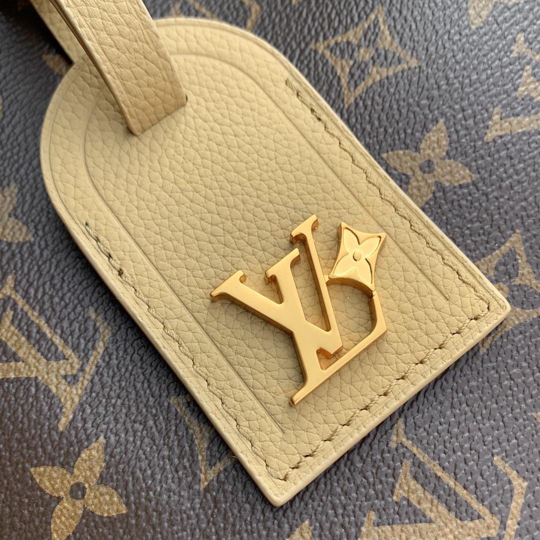 Louis Vuitton Outdoor Backpack   M12624 - FashionPlug