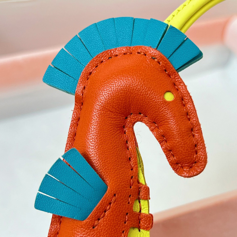 Hermes Seahorse Charm - FashionPlug