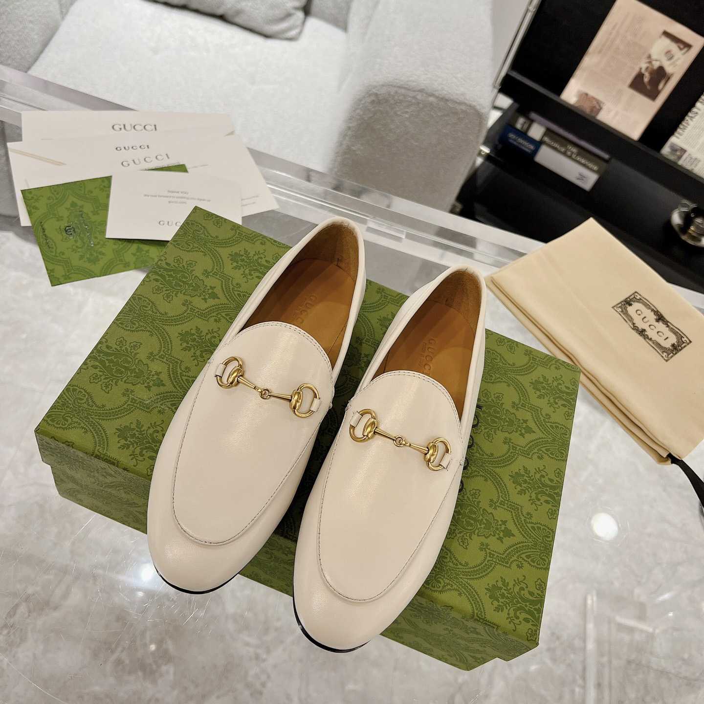 Gucci Women's Horsebit Loafer - FashionPlug