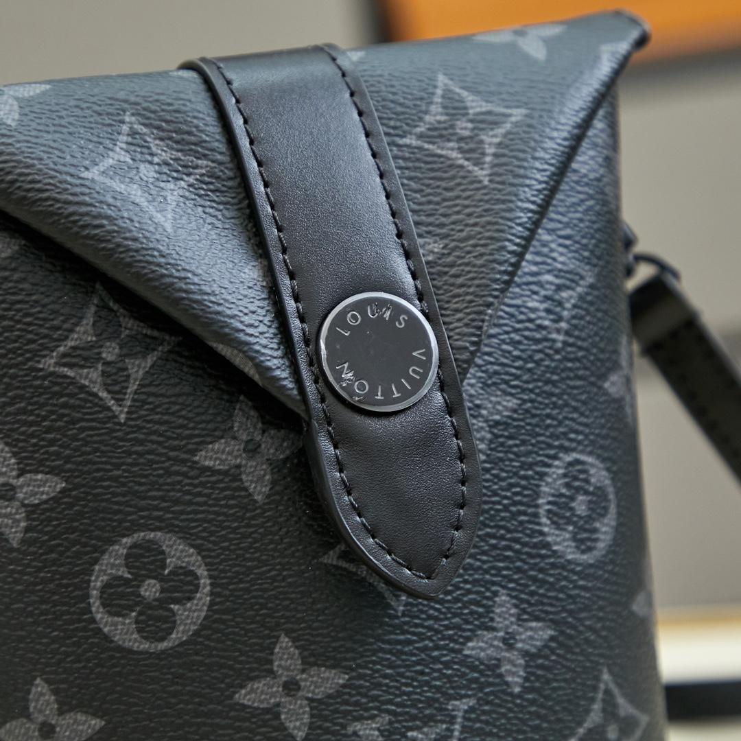 Louis Vuitton Envelope Pouch  M11613 - FashionPlug