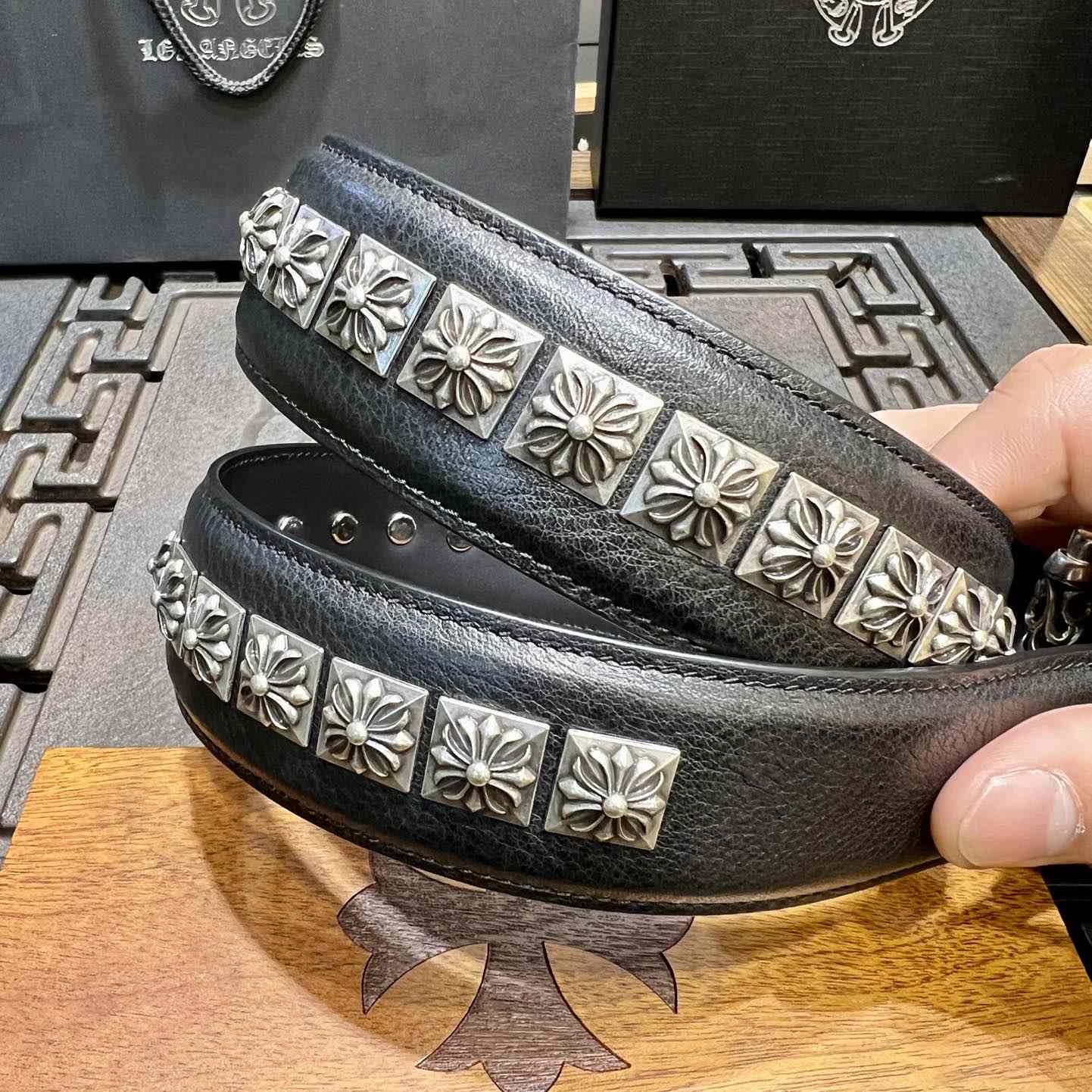 Chrome Hearts Retro Punk Rock Genuine Leather Belt   38MM - FashionPlug
