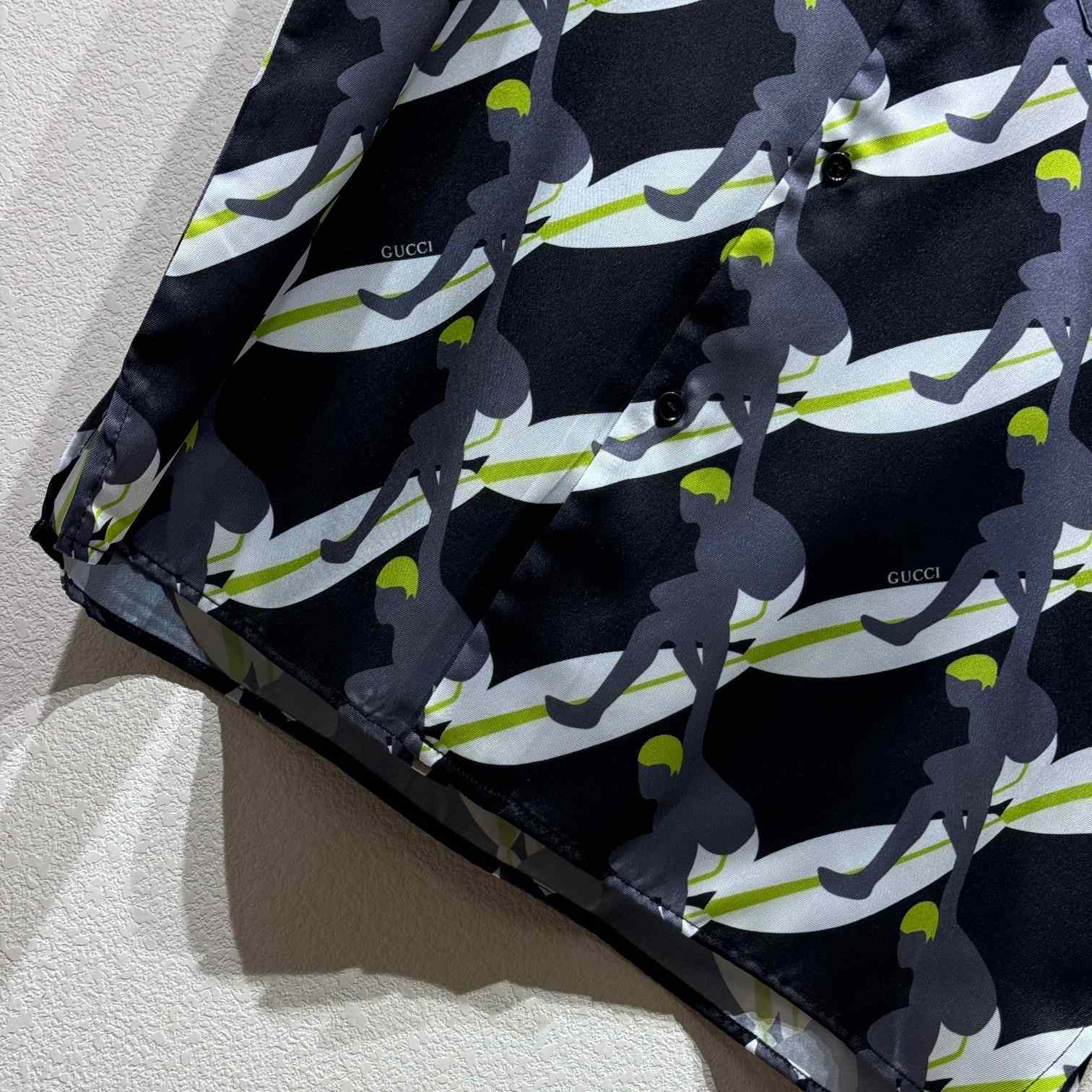 Gucci Printed Silk Bowling Shirt - FashionPlug