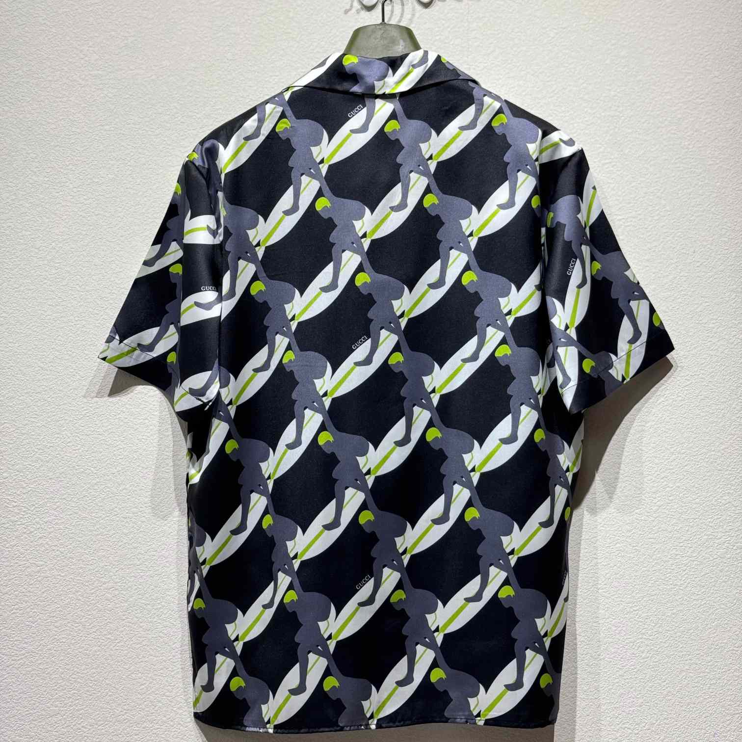Gucci Printed Silk Bowling Shirt - FashionPlug