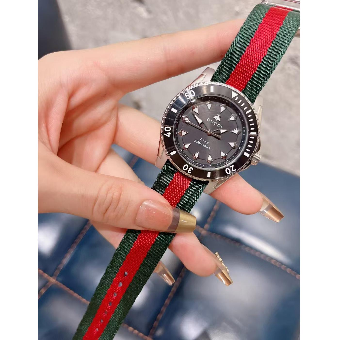 Gucci Watch - FashionPlug