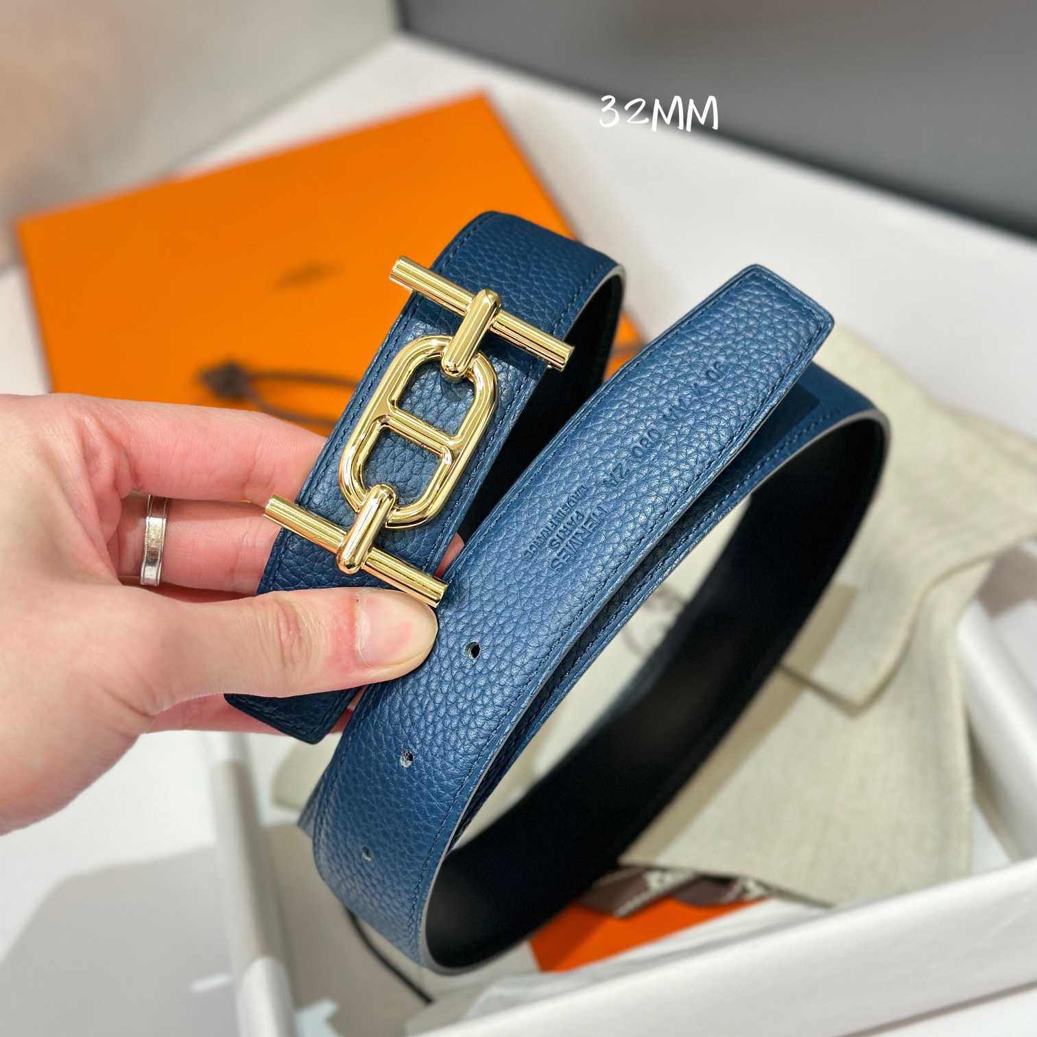 Hermes Ancre Buckle & Reversible Leather Strap 32mm - FashionPlug