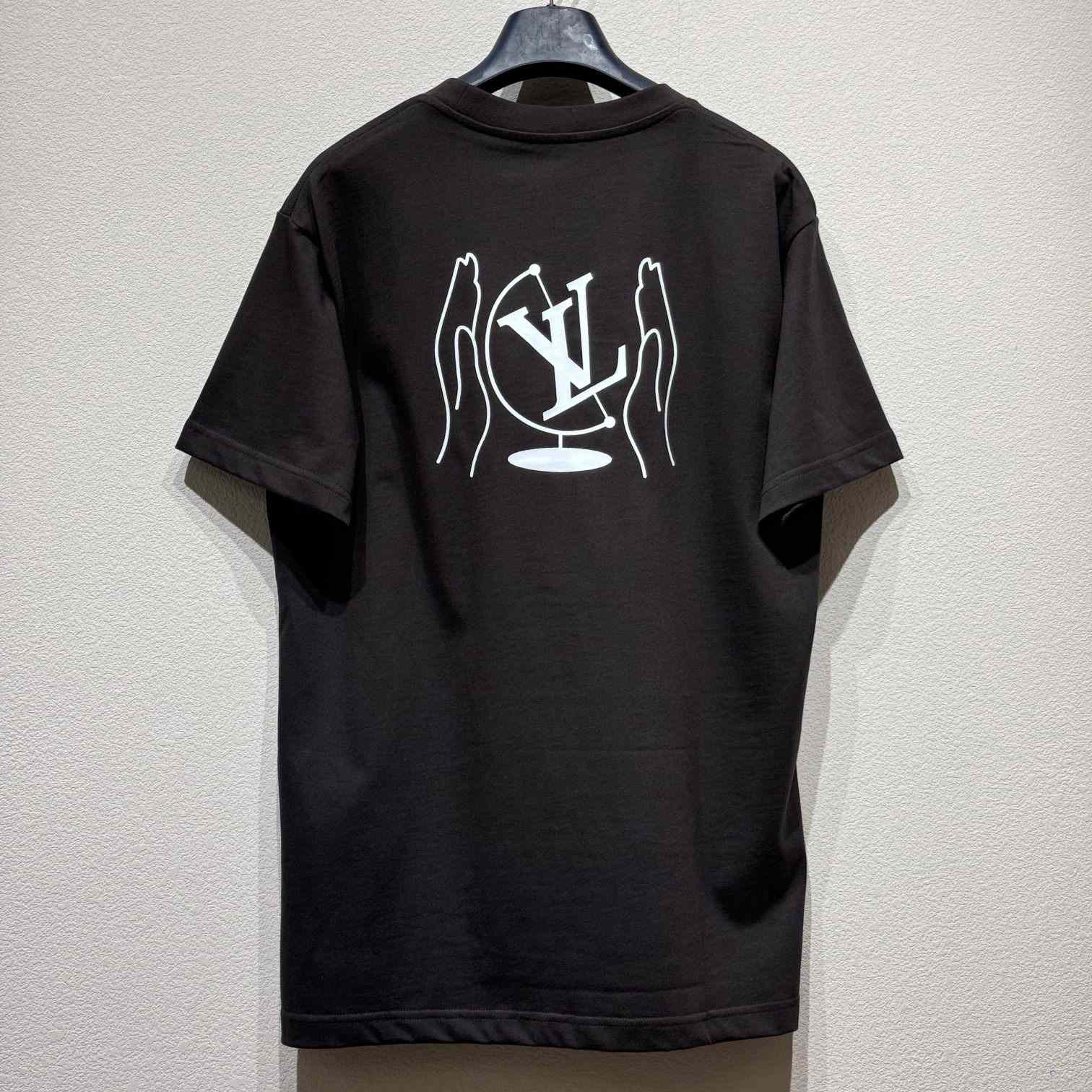 Louis Vuitton Washed Printed Cotton T-Shirt   1AHCLD - FashionPlug
