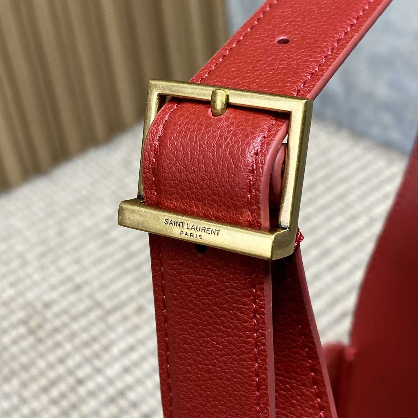 Saint Laurent LE 5 À 7 Supple Small In Grained Leather - FashionPlug