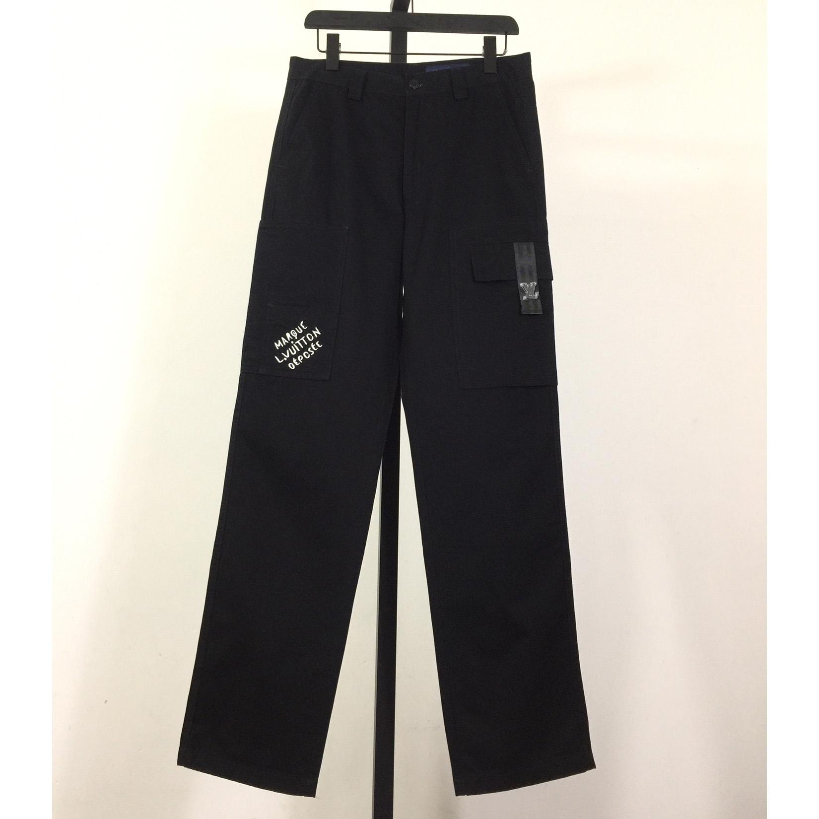 Louis Vuitton Signature Cotton Cargo Pants  1AFJ90 - FashionPlug