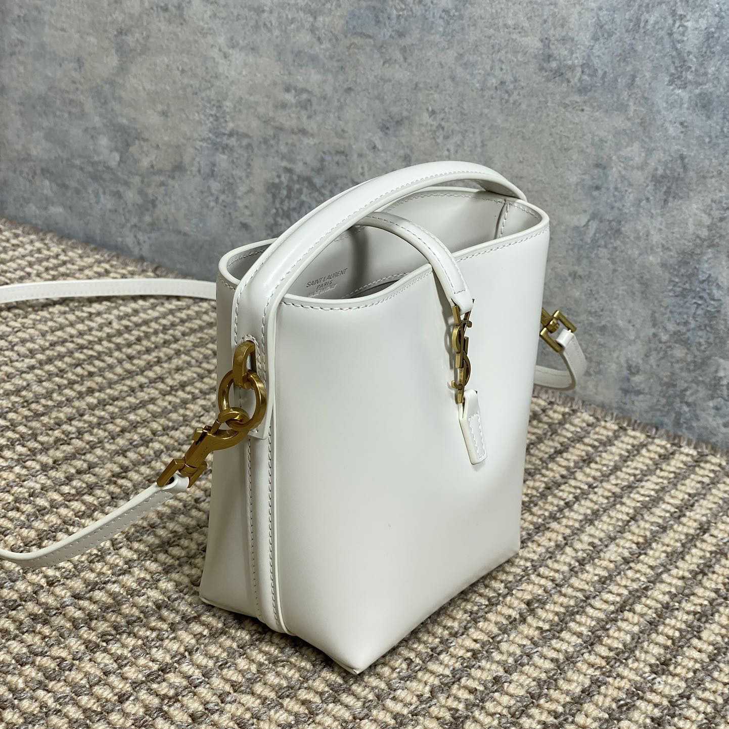 Saint Laurent Le 37 Mini In Shiny Leather - FashionPlug