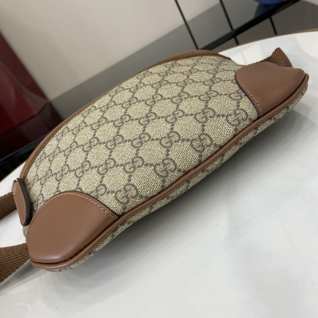 Gucci GG Emblem Medium Belt Bag - FashionPlug