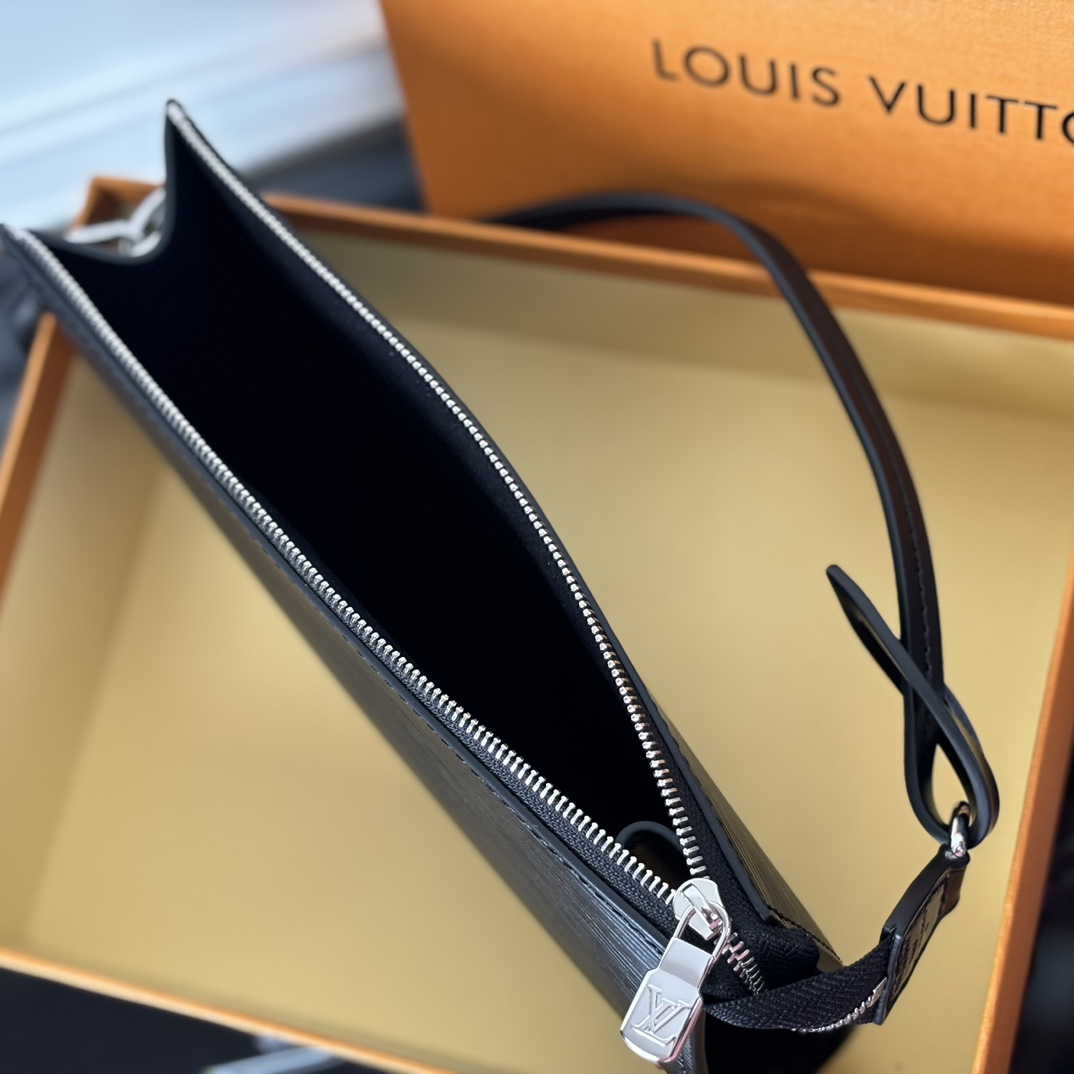 Louis Vuitton Pochette Accessoires  M82720 - FashionPlug