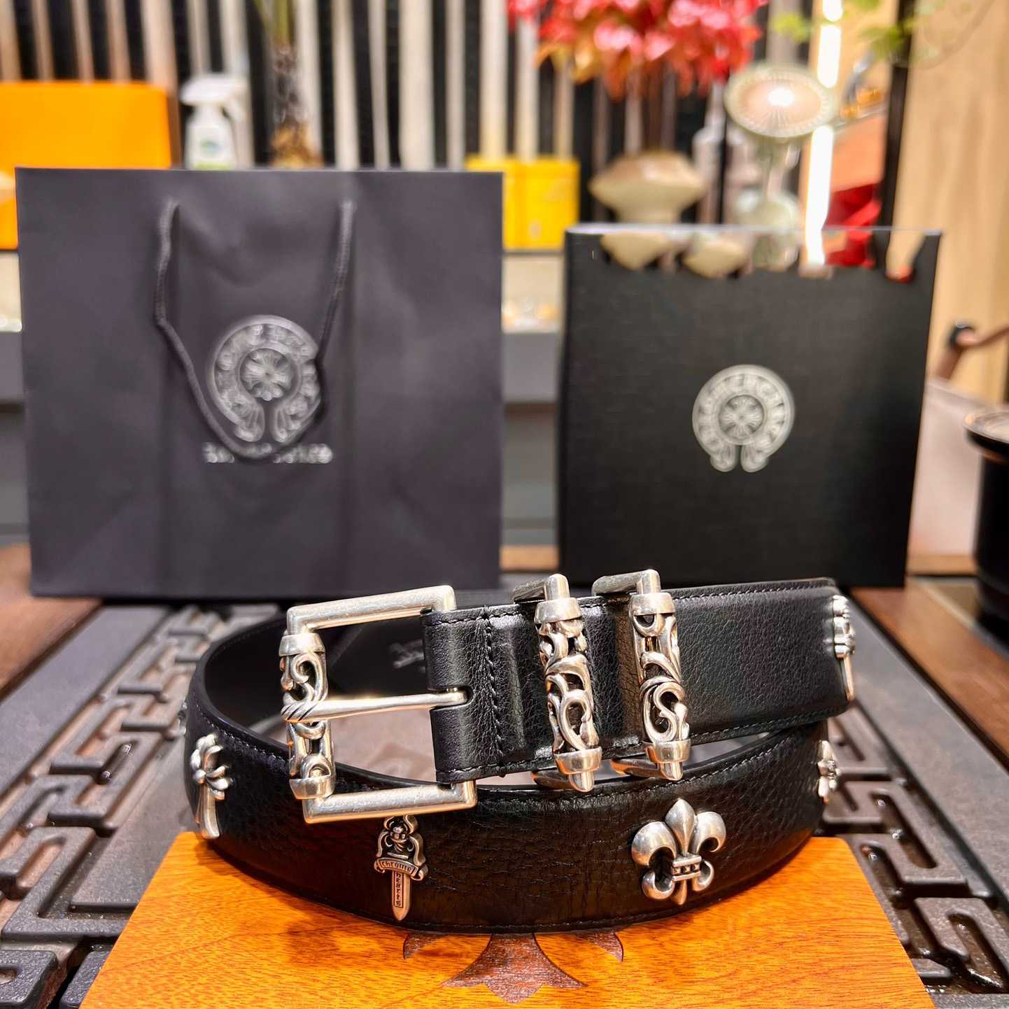 Chrome Hearts Retro Punk Rock Genuine Leather Belt   38MM - FashionPlug