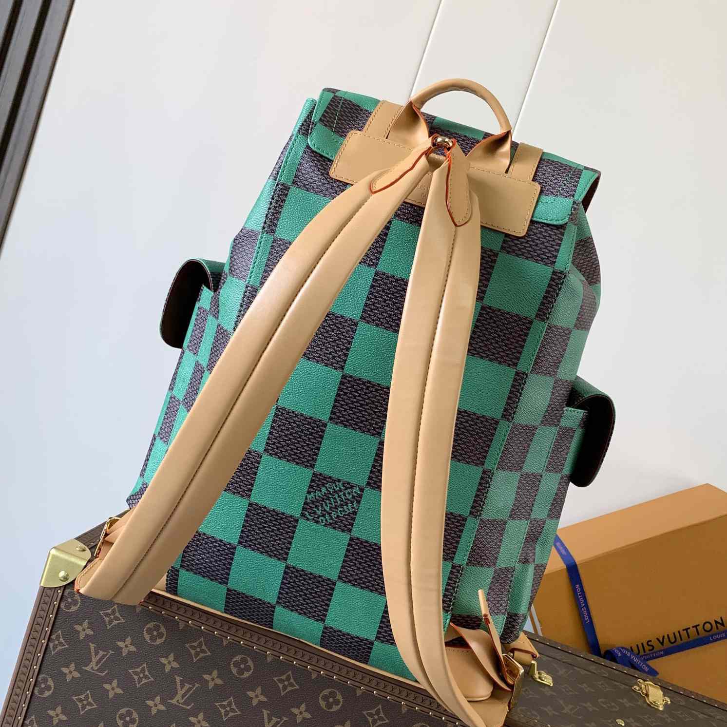 Louis Vuitton Christopher MM  N40564 - FashionPlug