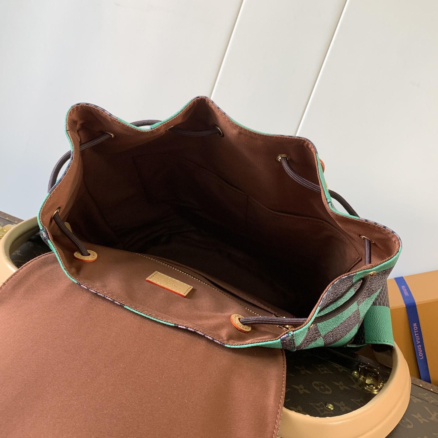 Louis Vuitton Christopher MM  N40564 - FashionPlug