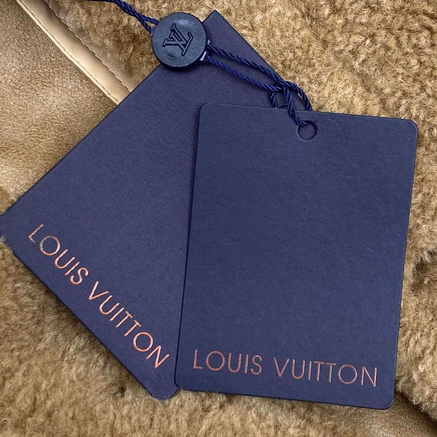 Louis Vuitton Shearling Trucker Jacket   1AGJGD - FashionPlug